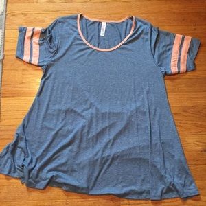 EUC Lularoe Perfect T Size Medium